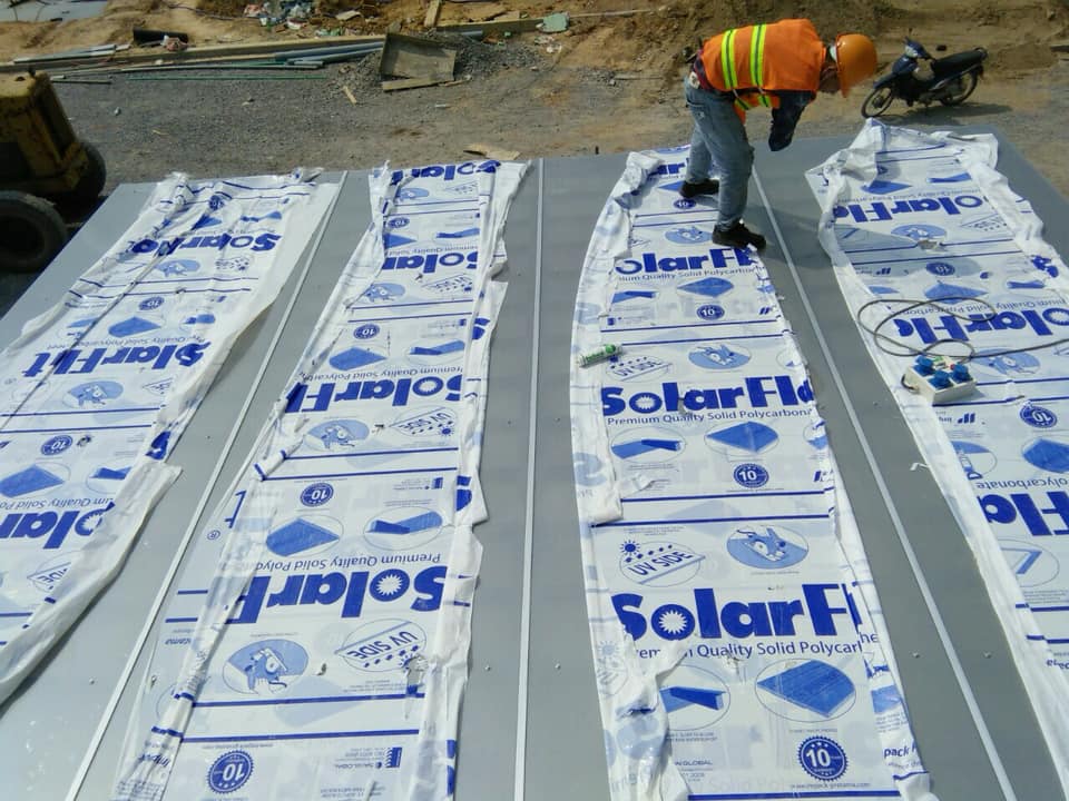 Tấm Poly đặc ruột Solarflat