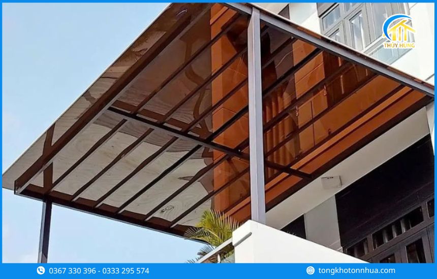 Tôn nhựa Poly - Giải pháp vật liệu lấy sáng hiệu quả cho kiến trúc hiện đại