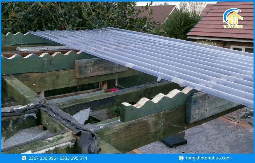 Ứng dụng thực tế của tôn nhựa Phường Đông Hoà