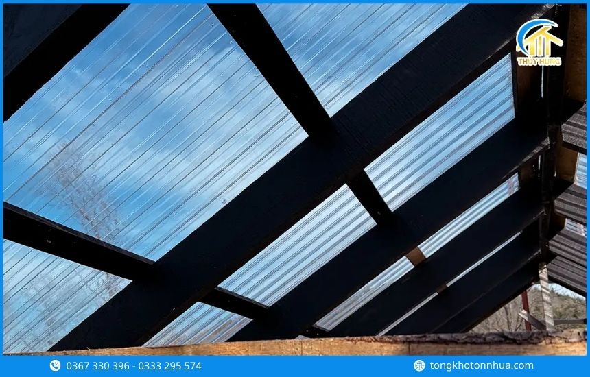 Ứng dụng thực tế của tôn nhựa Phường Long Bình