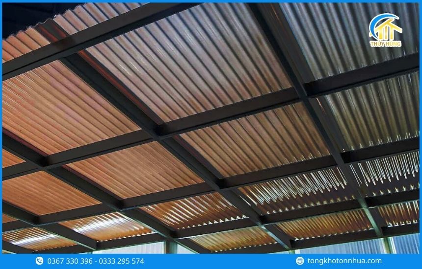 Ứng dụng thực tế của tôn nhựa Phường Tây Nam