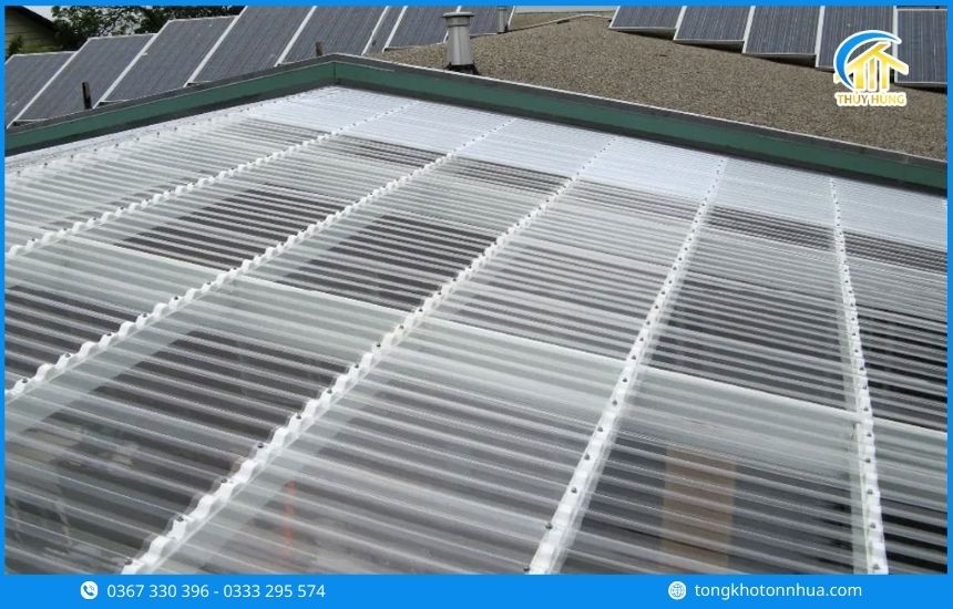 Ứng dụng thực tế của tôn nhựa Phường Thuận An